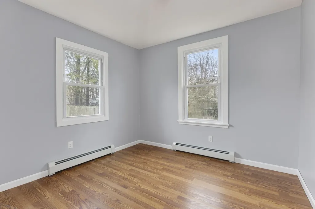 156 Central Street Westbrook ME 04092