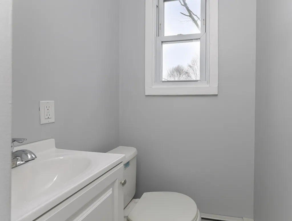 156 Central Street Westbrook ME 04092