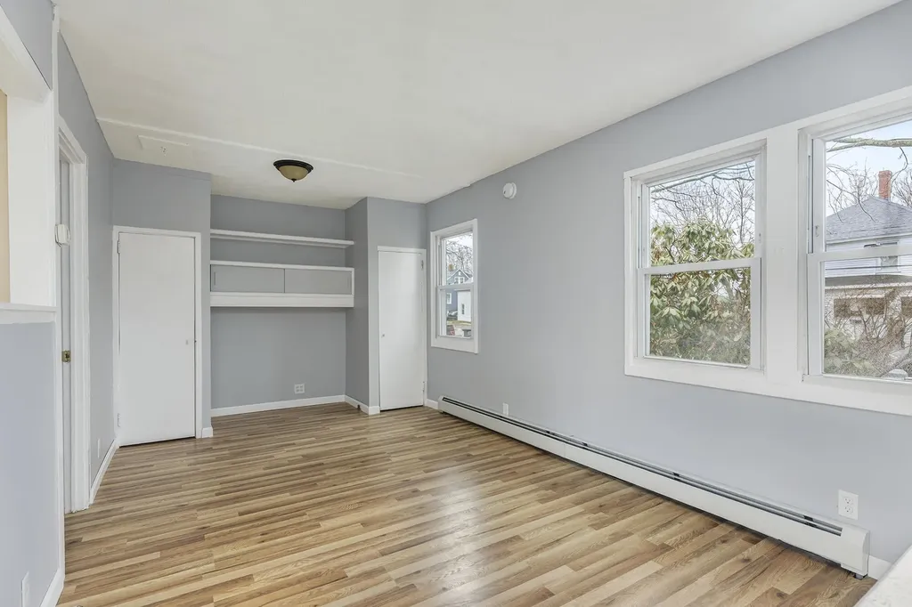 156 Central Street Westbrook ME 04092
