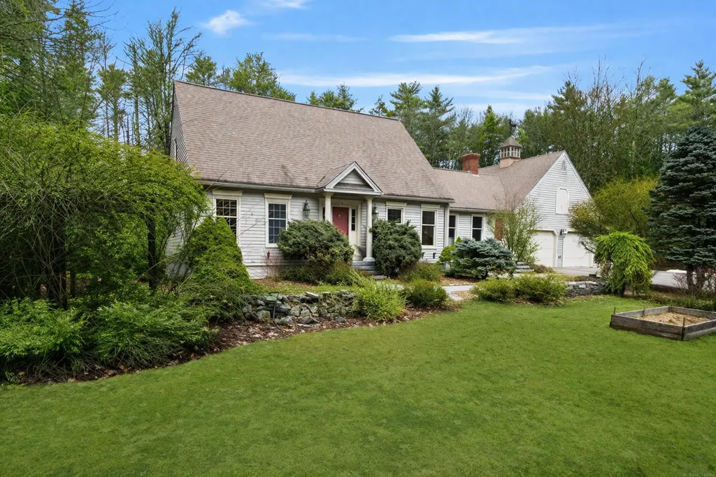 40 Mahlon Avenue Gorham ME 04038