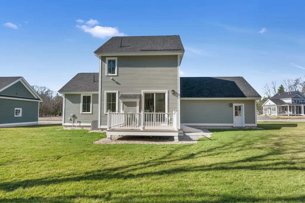 40 Cascade Circle Kennebunk ME 04043