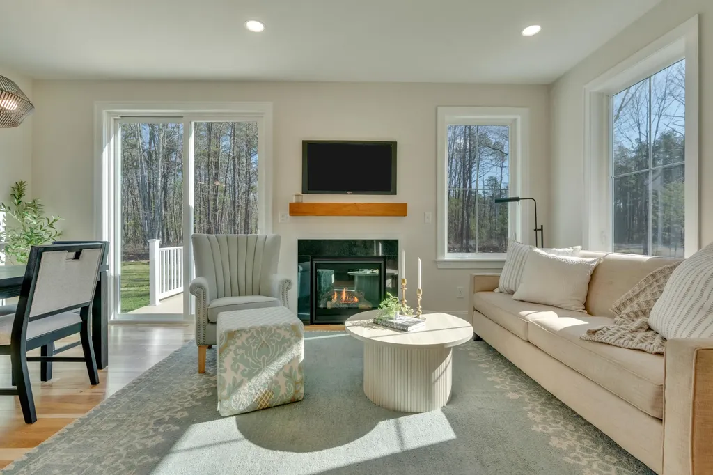 40 Cascade Circle Kennebunk ME 04043