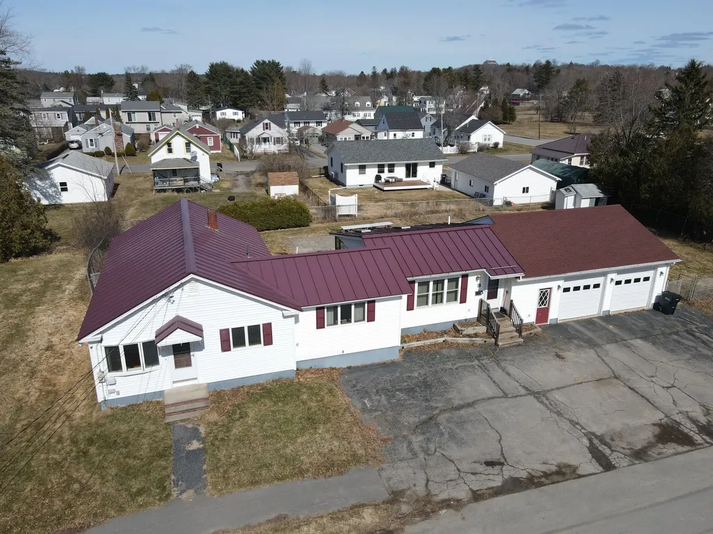 17 Ralph Street Bangor ME 04401