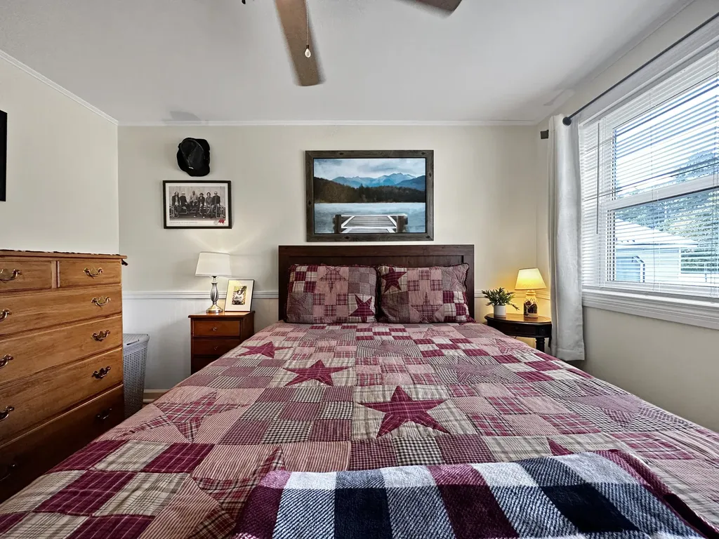 68 Fords Lane Mapleton ME 04757