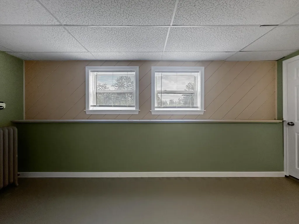 68 Fords Lane Mapleton ME 04757