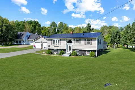 68 Fords Lane Mapleton ME 04757