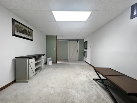 68 Fords Lane Mapleton ME 04757