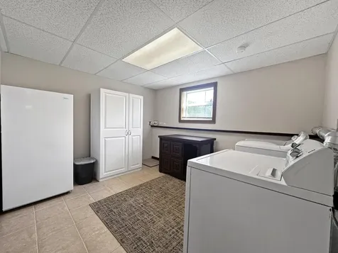 68 Fords Lane Mapleton ME 04757