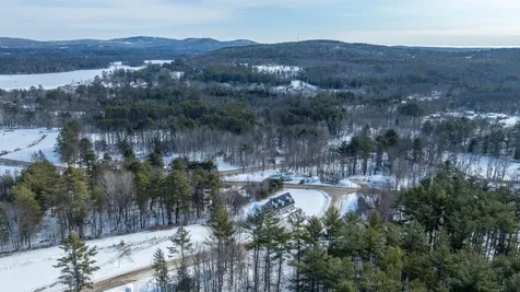 5 Overlook Drive Norway ME 04268