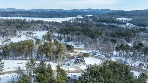 5 Overlook Drive Norway ME 04268