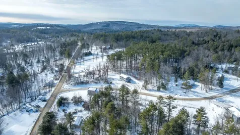 5 Overlook Drive Norway ME 04268