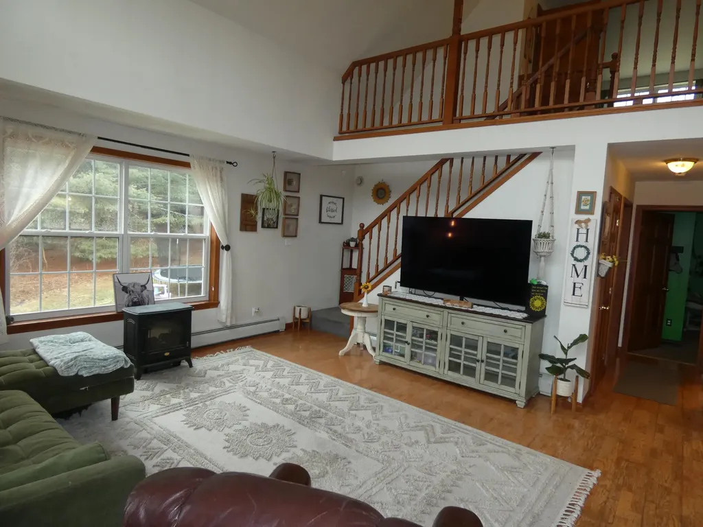 511 River Road Chelsea ME 04330