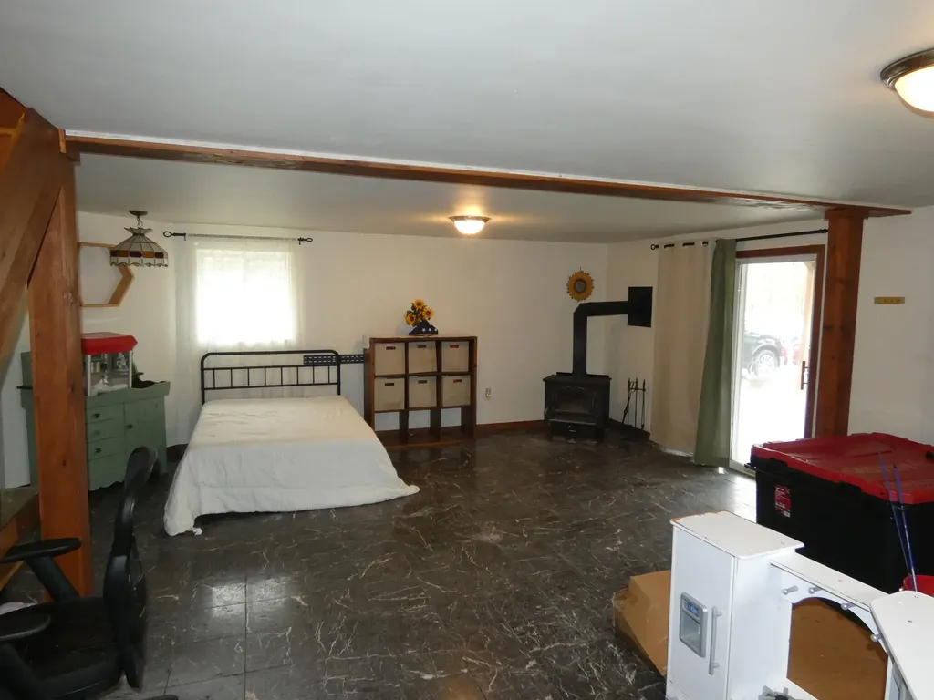 511 River Road Chelsea ME 04330