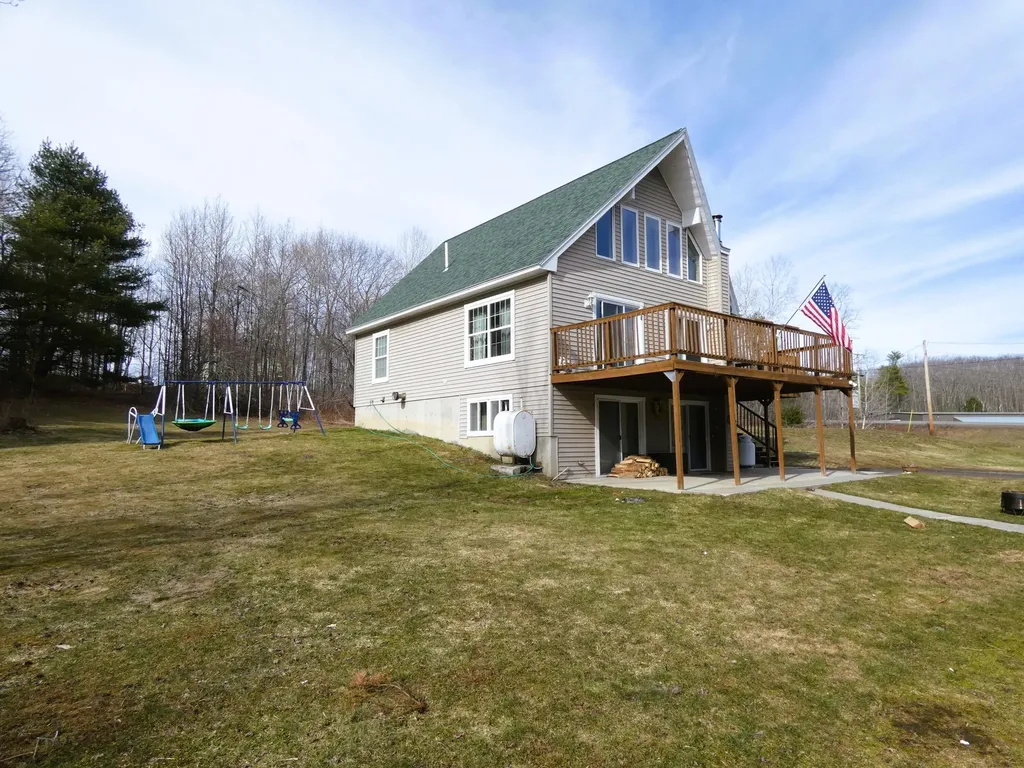 511 River Road Chelsea ME 04330