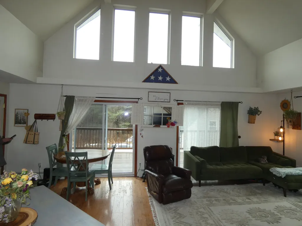 511 River Road Chelsea ME 04330