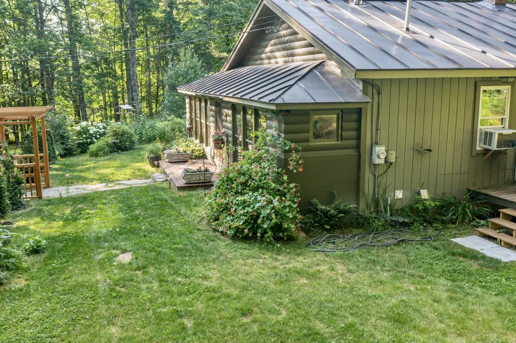 183 Pitcher Road Belfast ME 04915