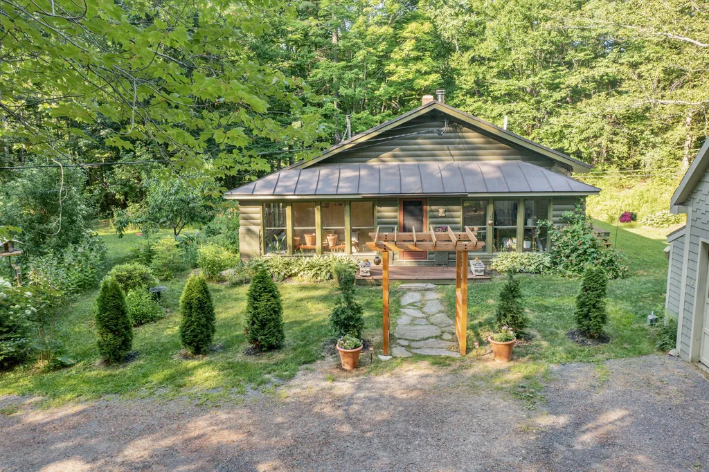 183 Pitcher Road Belfast ME 04915
