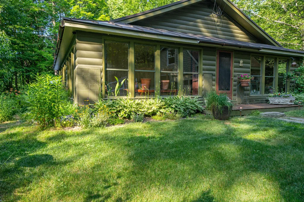 183 Pitcher Road Belfast ME 04915