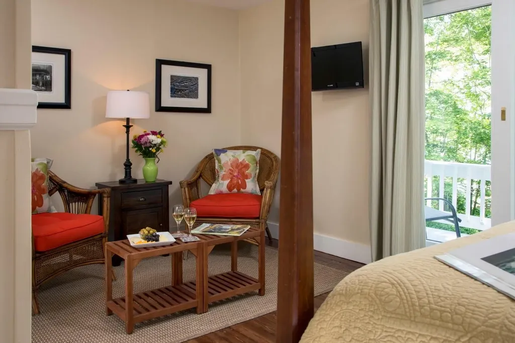 60 River Road Newcastle ME 04553