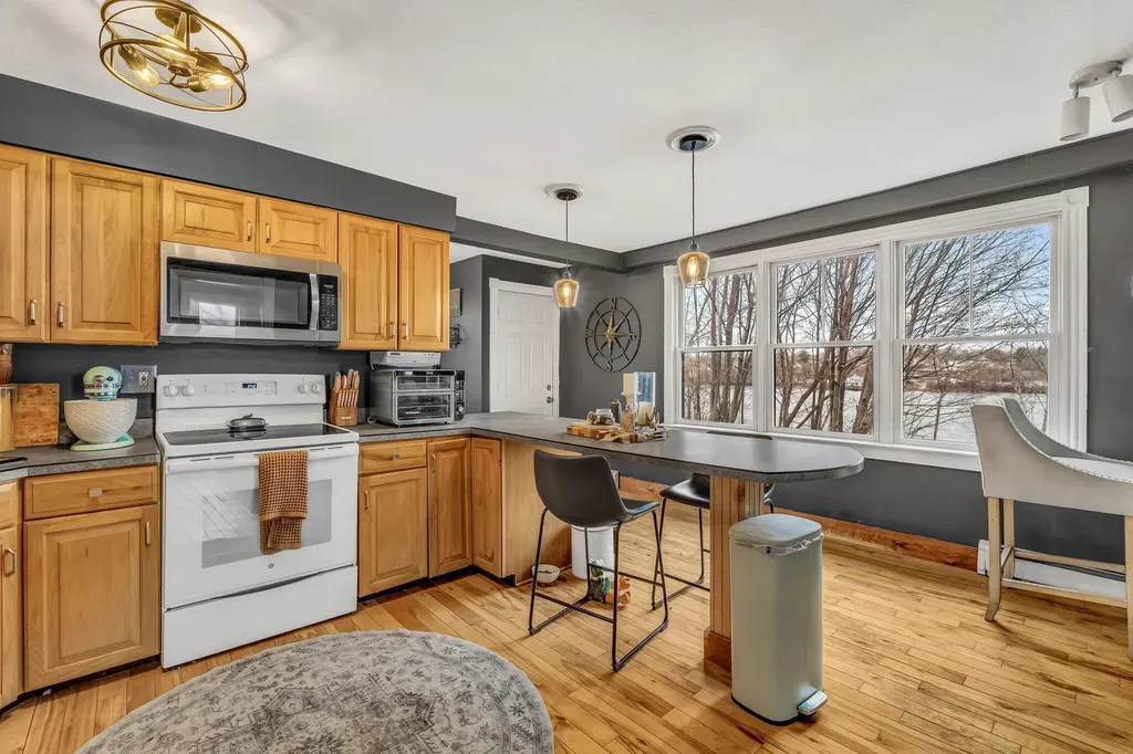 147 Cleaves Street Biddeford ME 04005