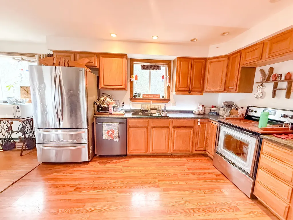 14 Sportsmans Way Vinalhaven ME 04863