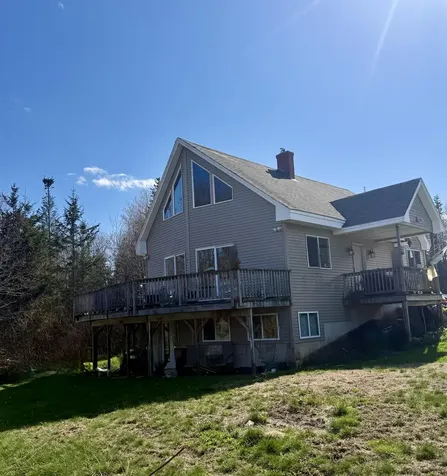 14 Sportsmans Way Vinalhaven ME 04863