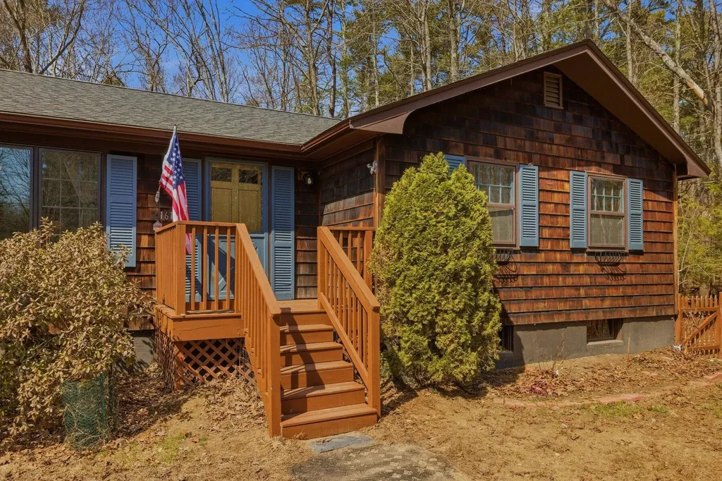 161 Beech Ridge Road Eliot ME 03903