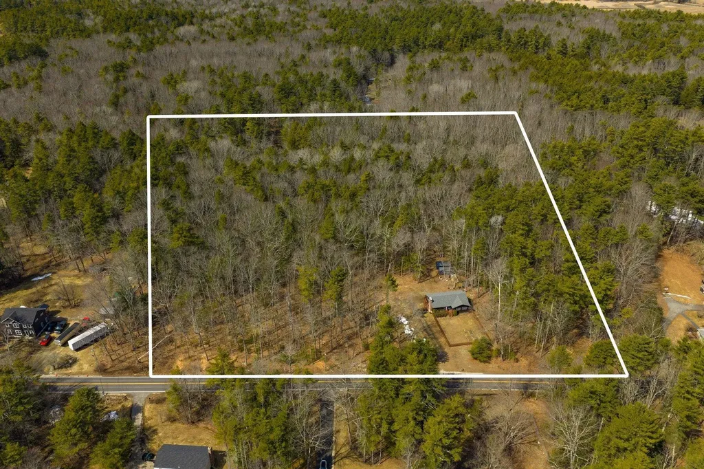 161 Beech Ridge Road Eliot ME 03903