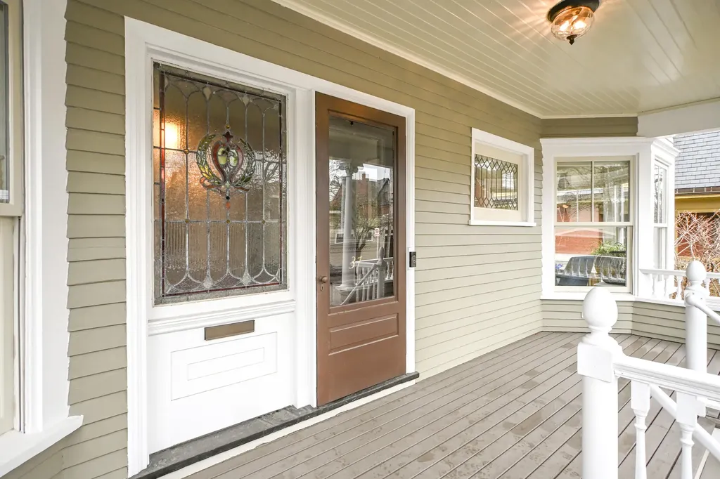 37 Carroll Street Portland ME 04102