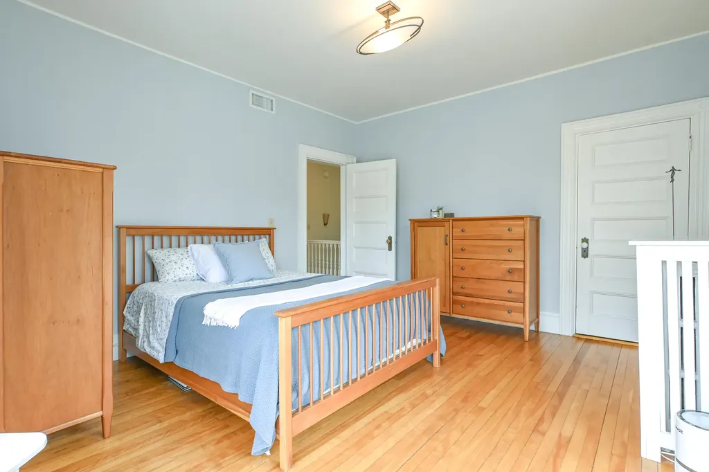 37 Carroll Street Portland ME 04102