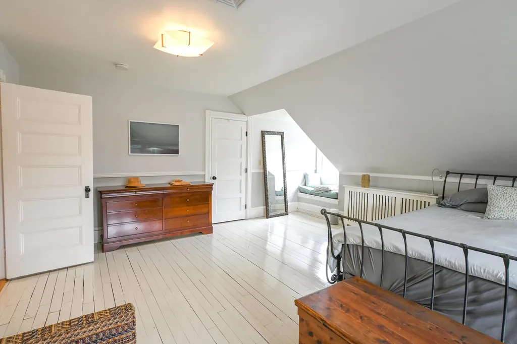 37 Carroll Street Portland ME 04102