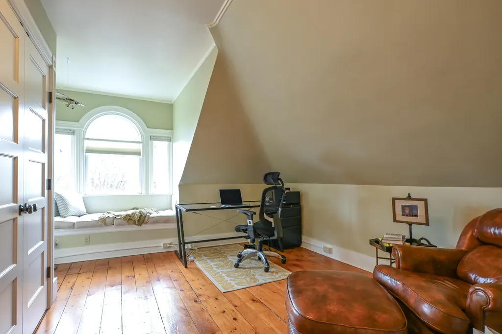 37 Carroll Street Portland ME 04102