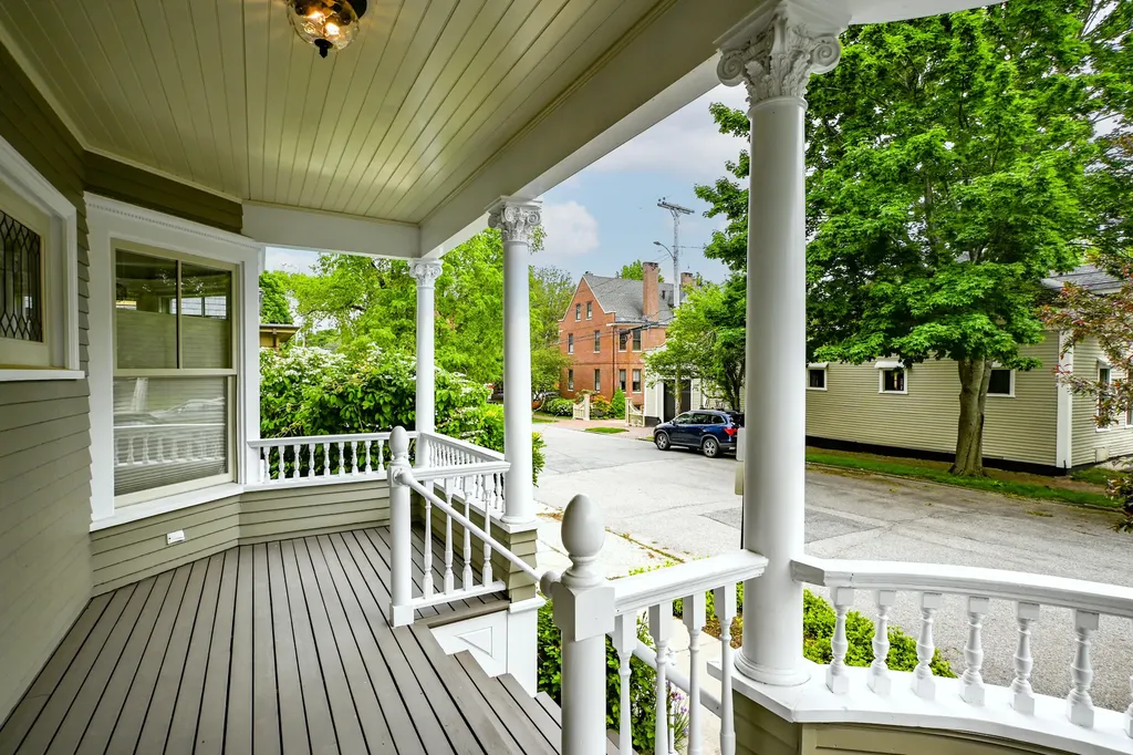 37 Carroll Street Portland ME 04102