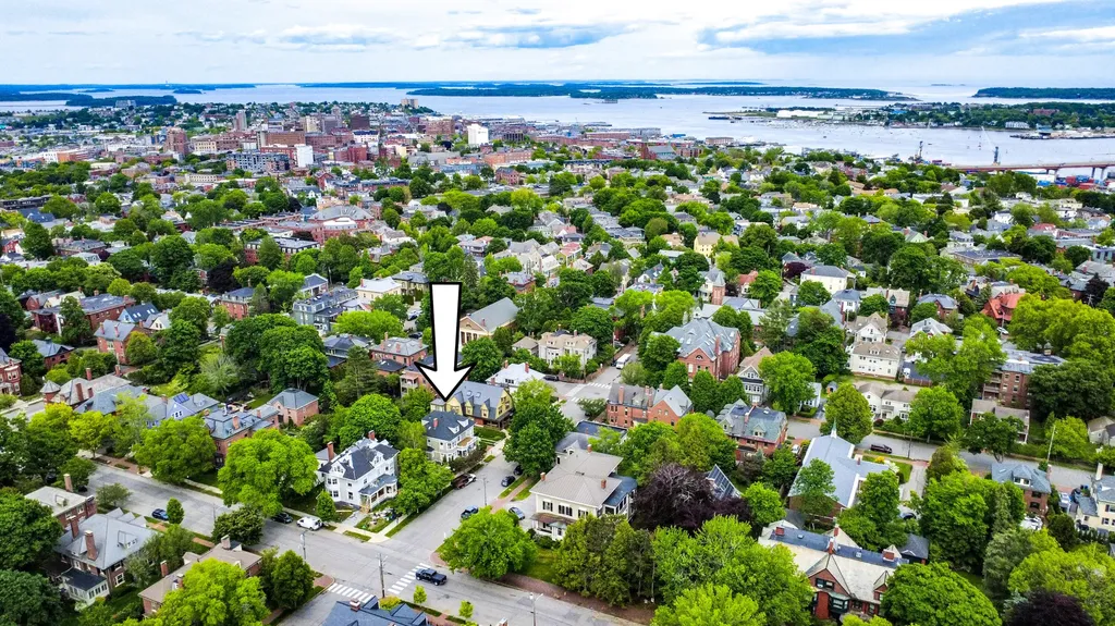 37 Carroll Street Portland ME 04102