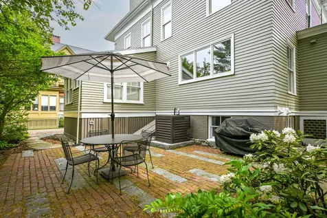 37 Carroll Street Portland ME 04102