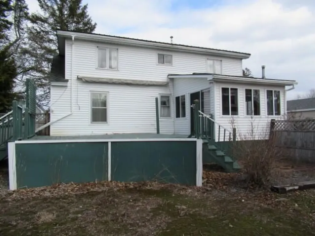 9 Norris Street Searsport ME 04974