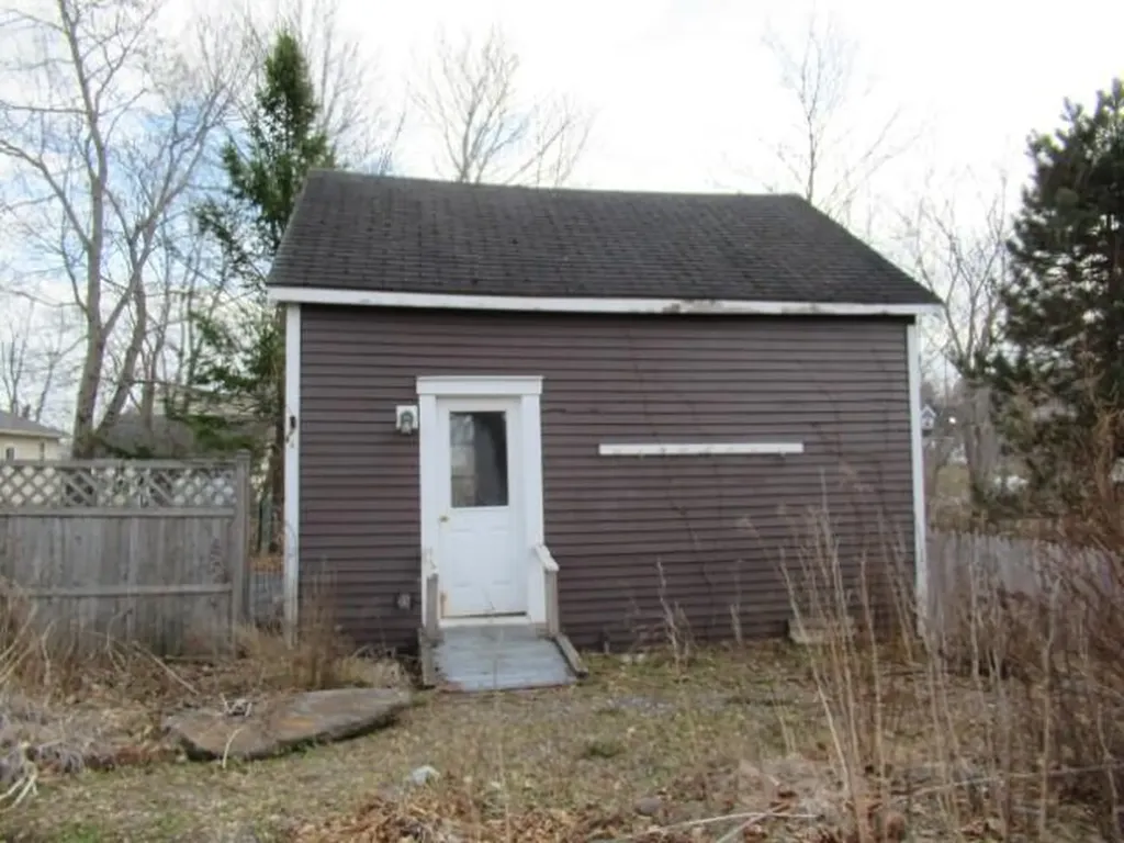 9 Norris Street Searsport ME 04974