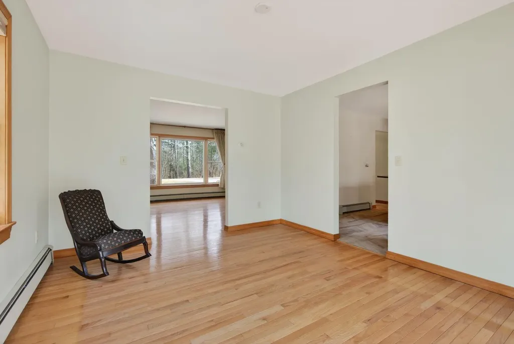 63 Youngs Lane Phippsburg ME 04562