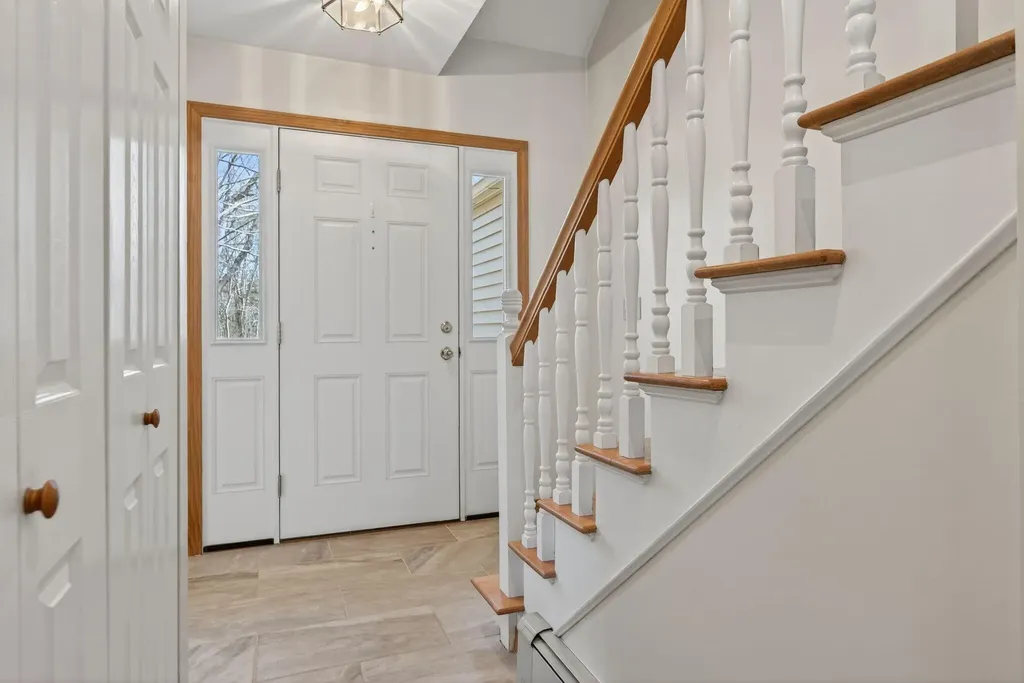 63 Youngs Lane Phippsburg ME 04562