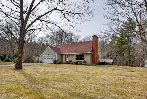 63 Youngs Lane Phippsburg ME 04562