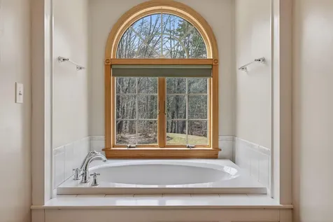 63 Youngs Lane Phippsburg ME 04562