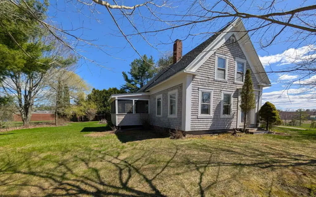 66 Village Street Jefferson ME 04348