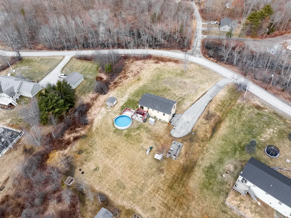 190 Smith Road Hermon ME 04401