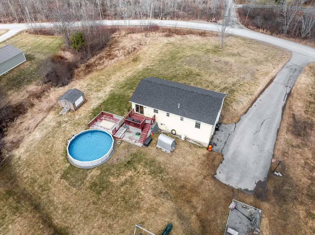 190 Smith Road Hermon ME 04401