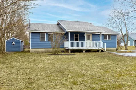1806 Hammond Street Hermon ME 04401