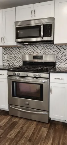 1806 Hammond Street Hermon ME 04401