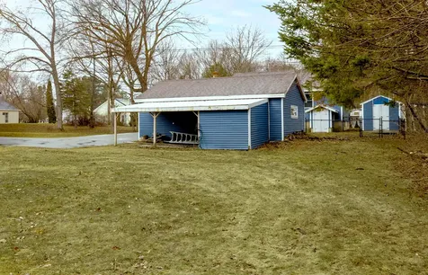 1806 Hammond Street Hermon ME 04401