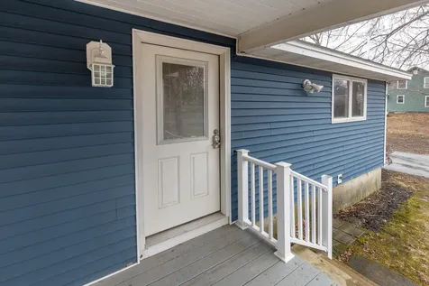 1806 Hammond Street Hermon ME 04401