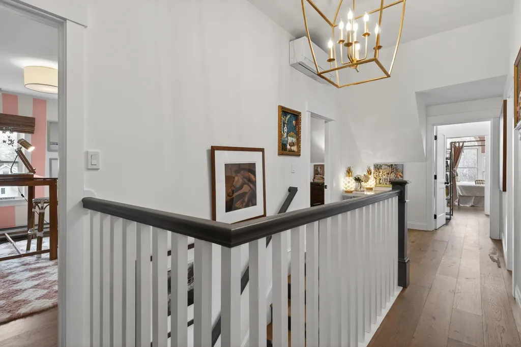 492 W Elm Street Yarmouth ME 04096