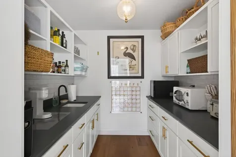 492 W Elm Street Yarmouth ME 04096